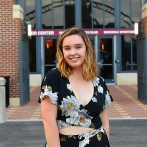 Meet your Posher, Kelly